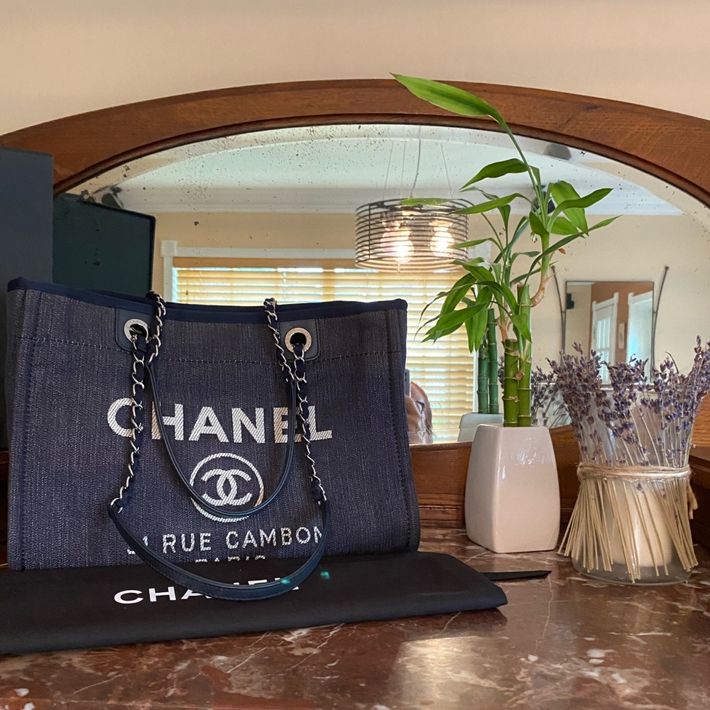 Chanel Deauville Denim Blue Medium MM Tote - Picture 3 of 14